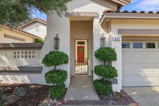 932 Gardner Ct, Lincoln, CA 95648