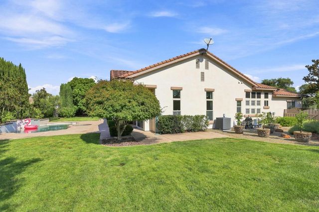 932 Gardner Ct, Lincoln, CA 95648