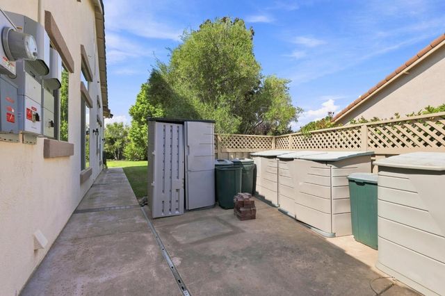 932 Gardner Ct, Lincoln, CA 95648
