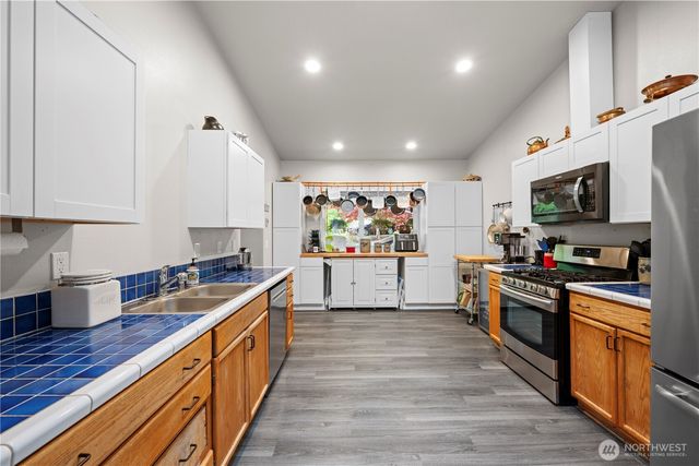 16622 80th Avenue NW, Stanwood, WA 98292