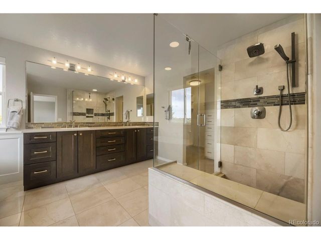 16845 E Maplewood Dr, Aurora, CO 80016