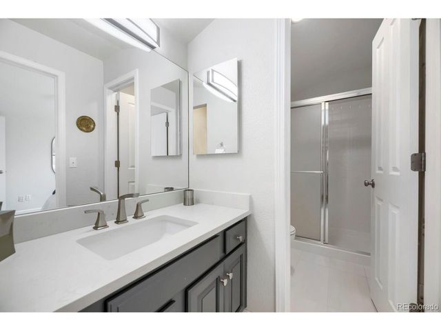 16845 E Maplewood Dr, Aurora, CO 80016
