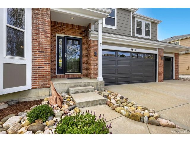 16845 E Maplewood Dr, Aurora, CO 80016