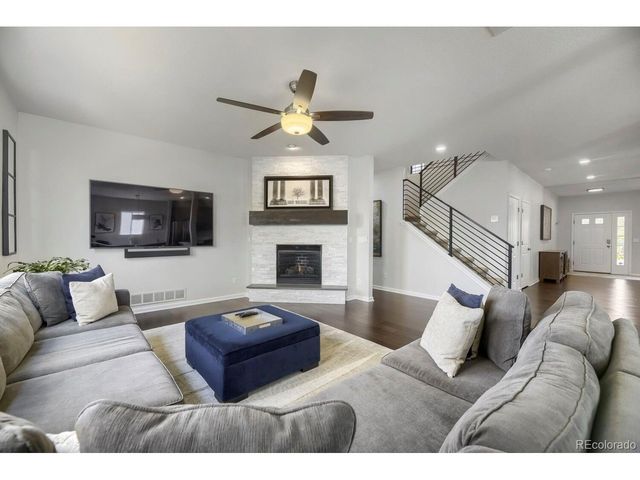 16845 E Maplewood Dr, Aurora, CO 80016