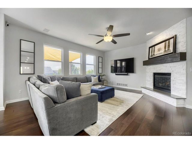 16845 E Maplewood Dr, Aurora, CO 80016