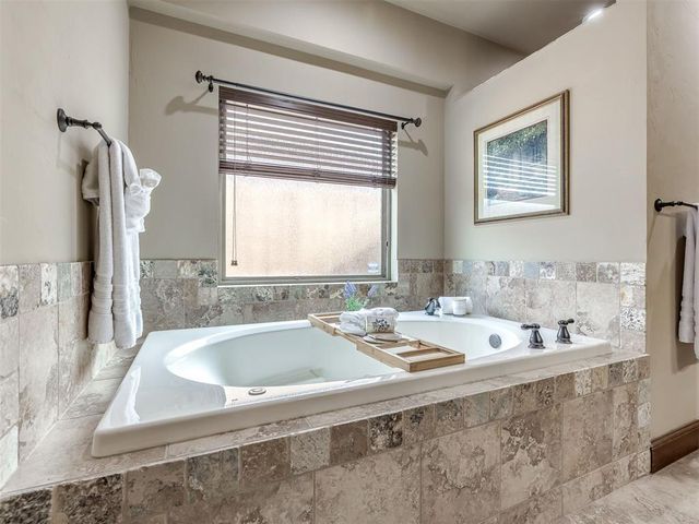 1509 Briar Meade Circle, Edmond, OK 73025