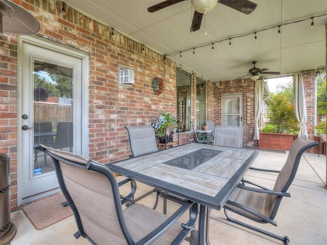1509 Briar Meade Circle, Edmond, OK 73025