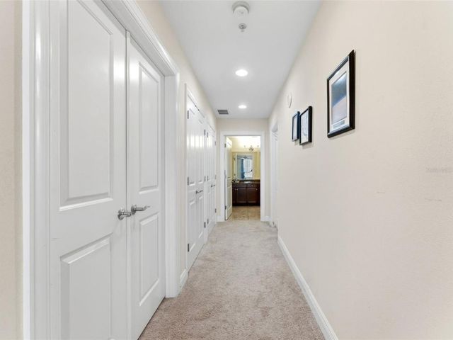 628 CLEVELAND STREET 1211, Clearwater, FL 33755