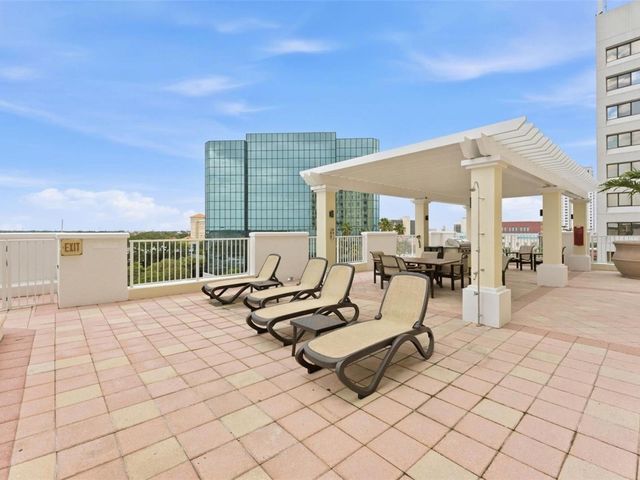 628 CLEVELAND STREET 1211, Clearwater, FL 33755