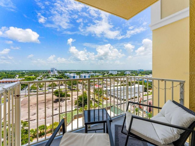 628 CLEVELAND STREET 1211, Clearwater, FL 33755