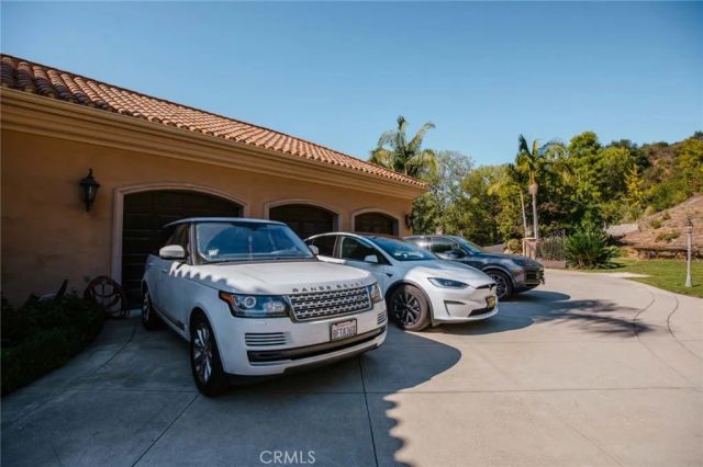 365 Oak Mountain Road, Bradbury, CA 91008