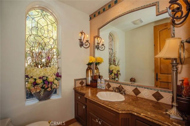 365 Oak Mountain Road, Bradbury, CA 91008