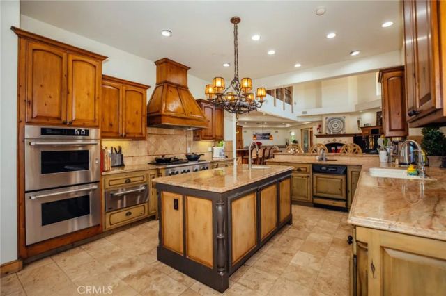 365 Oak Mountain Road, Bradbury, CA 91008