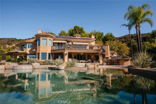 365 Oak Mountain Road, Bradbury, CA 91008