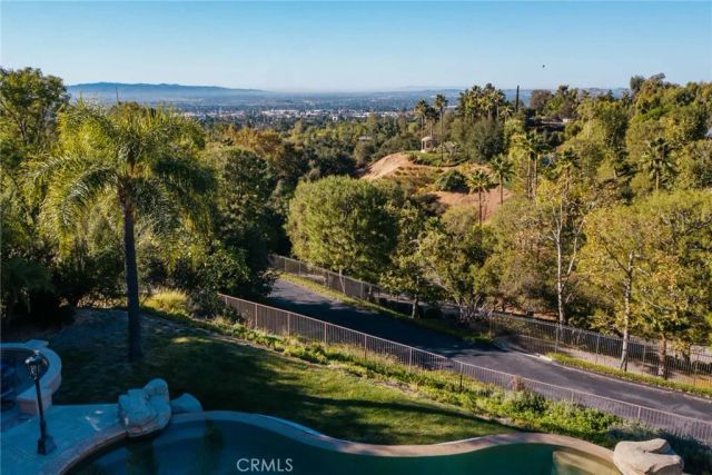 365 Oak Mountain Road, Bradbury, CA 91008