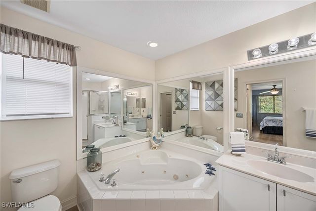 640 Luisa LN 804-4, Naples, FL 34104