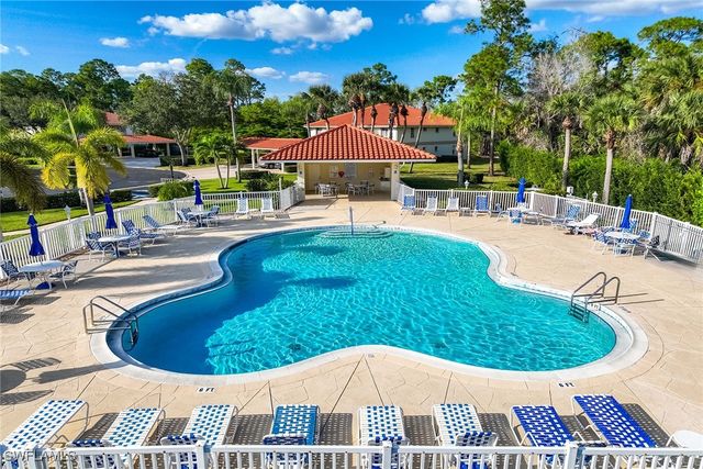 640 Luisa LN 804-4, Naples, FL 34104