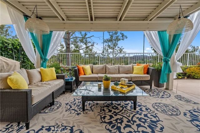 27 Rosy Finch Ln, Aliso Viejo, CA 92656