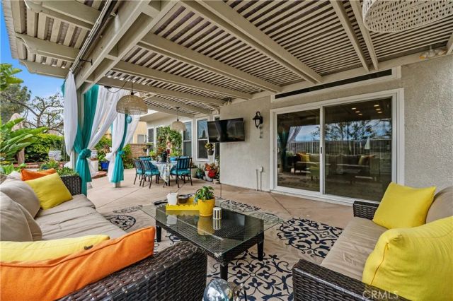 27 Rosy Finch Ln, Aliso Viejo, CA 92656