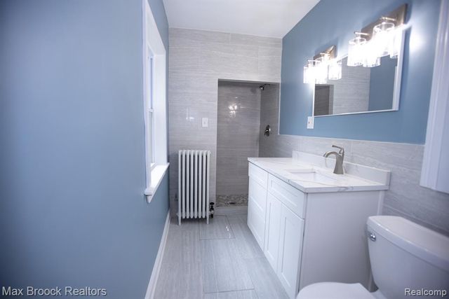 17352 Parkside Street, Detroit, MI 48221