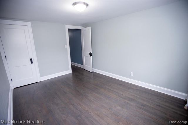 17352 Parkside Street, Detroit, MI 48221