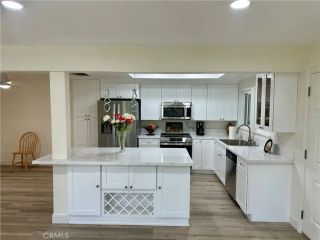 2277 Via mariposa W B, Laguna Woods, CA 92637