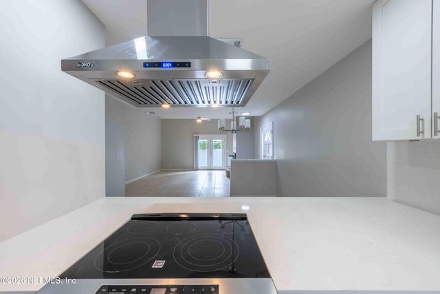 176 E EAST COAST Drive, Atlantic Beach, FL 32233