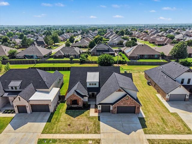3309 Sugar Maple Way, Oklahoma City, OK 73179
