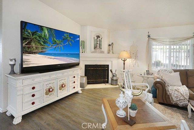 28 Rancho Road, Tustin, CA 92780