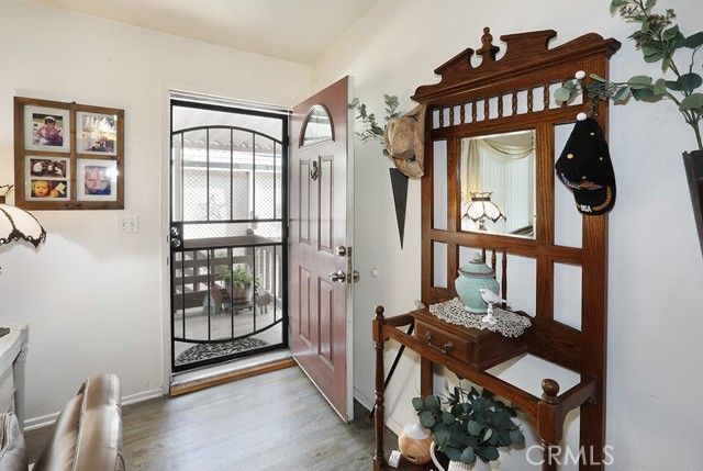 28 Rancho Road, Tustin, CA 92780