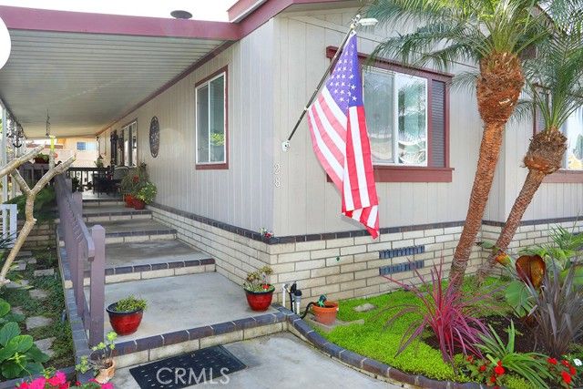 28 Rancho Road, Tustin, CA 92780