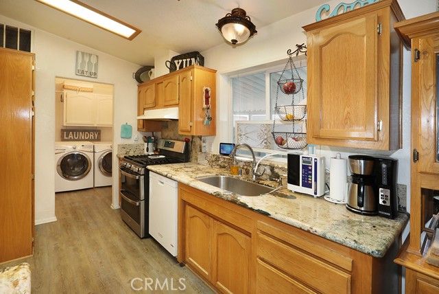 28 Rancho Road, Tustin, CA 92780