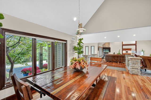 1328 NW 120th Street, Clive, IA 50325