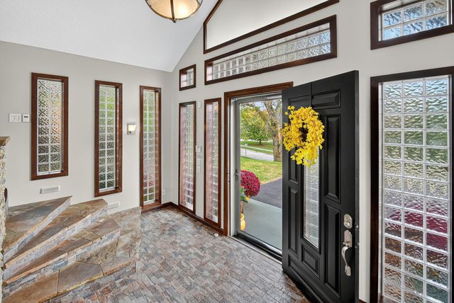 1328 NW 120th Street, Clive, IA 50325