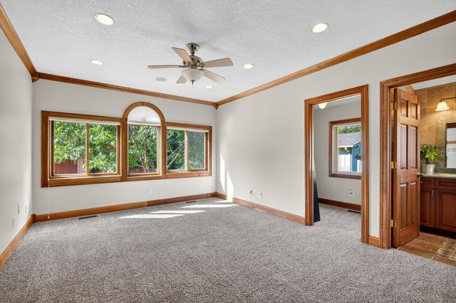 1328 NW 120th Street, Clive, IA 50325