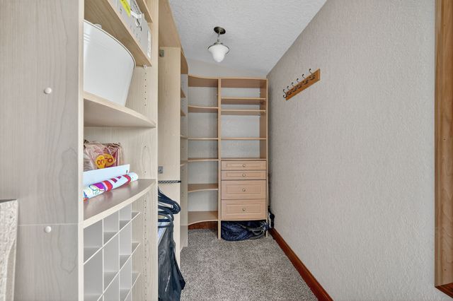 1328 NW 120th Street, Clive, IA 50325