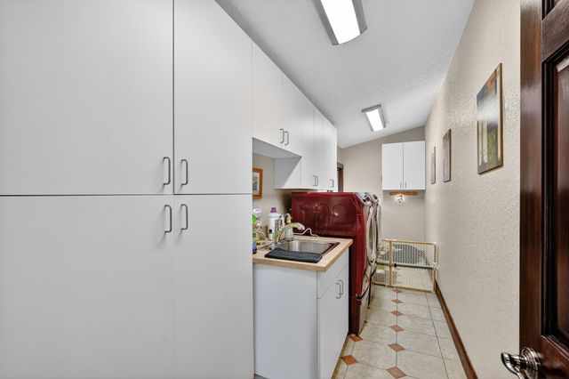 1328 NW 120th Street, Clive, IA 50325