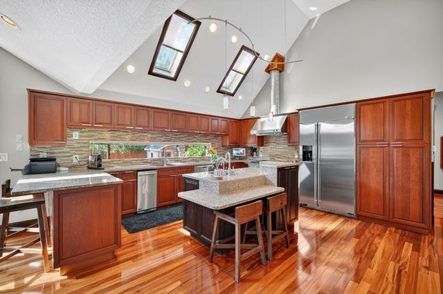 1328 NW 120th Street, Clive, IA 50325