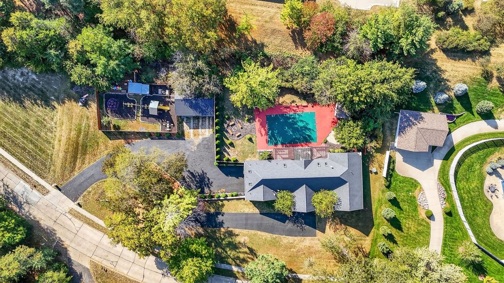 1328 NW 120th Street, Clive, IA 50325