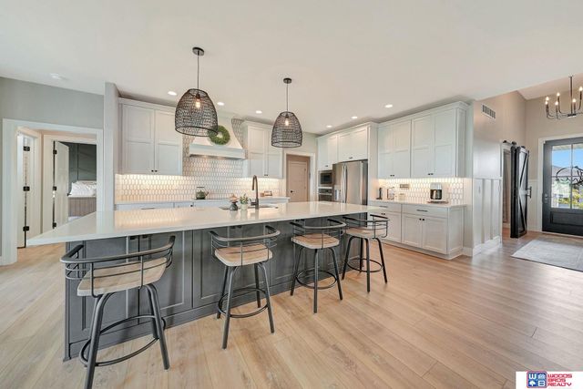 921 N 107th Street, Lincoln, NE 68527