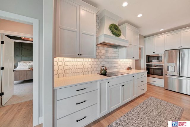 921 N 107th Street, Lincoln, NE 68527