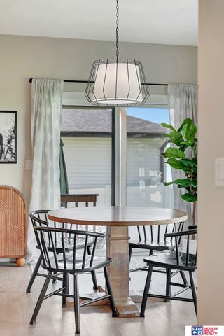 921 N 107th Street, Lincoln, NE 68527