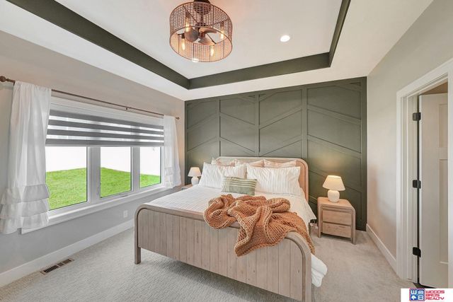 921 N 107th Street, Lincoln, NE 68527