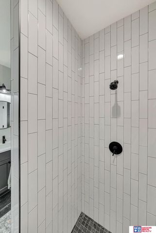 921 N 107th Street, Lincoln, NE 68527