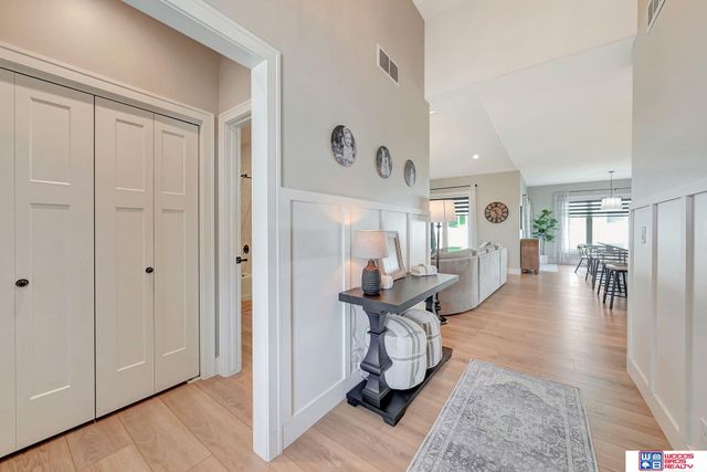 921 N 107th Street, Lincoln, NE 68527