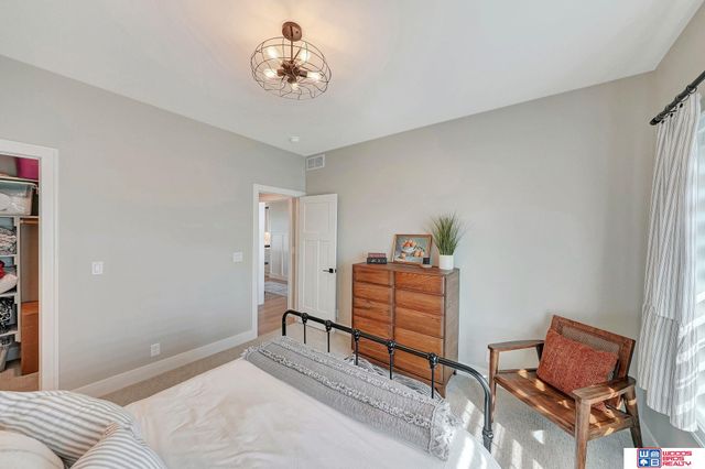 921 N 107th Street, Lincoln, NE 68527