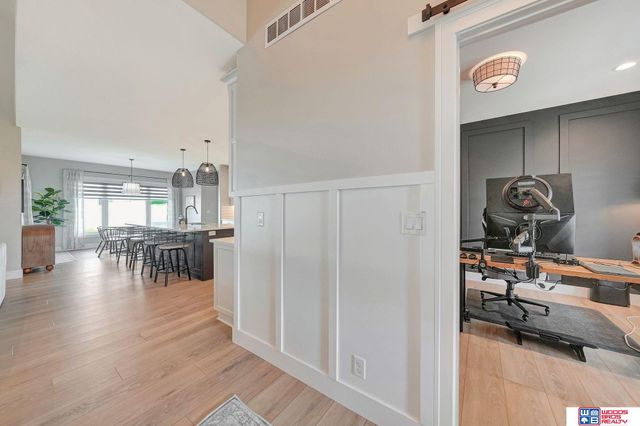 921 N 107th Street, Lincoln, NE 68527