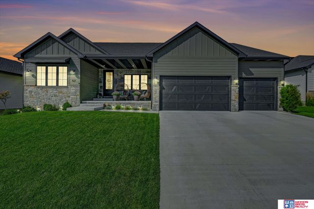 921 N 107th Street, Lincoln, NE 68527