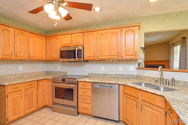 1620 Westhaven Drive, Belleville, IL 62220