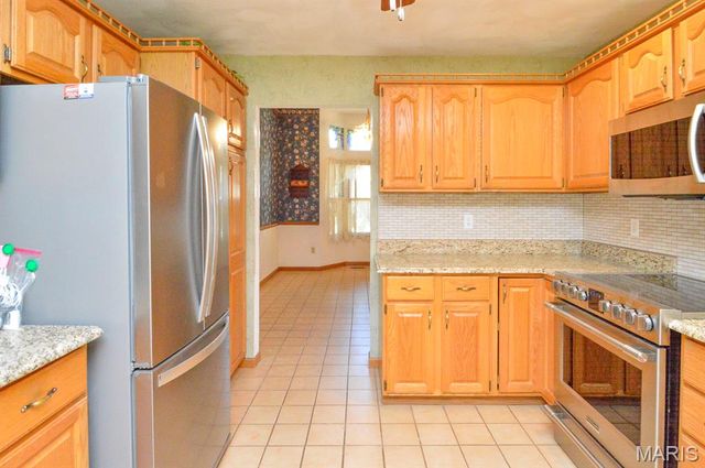 1620 Westhaven Drive, Belleville, IL 62220